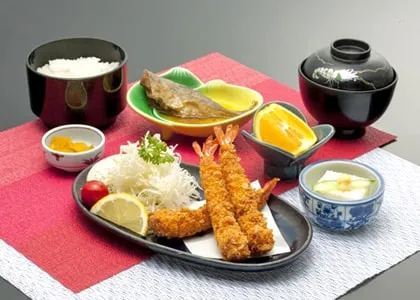エビフライ定食