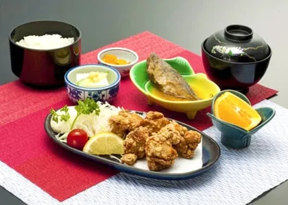 とりから揚げ定食