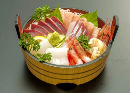 刺身盛り合わせ